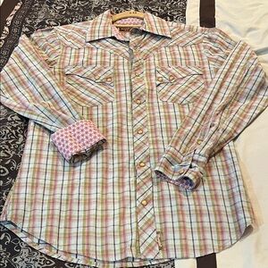 WRANGLER RETRO Men's Plaid Long-Sleeve Button-Down Shirt in Light Green, Pink